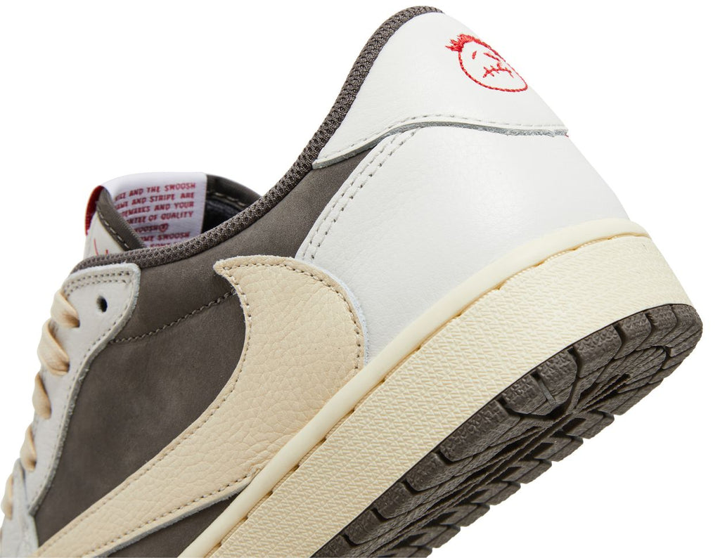Travis Scott Jordan 1 Retro Low