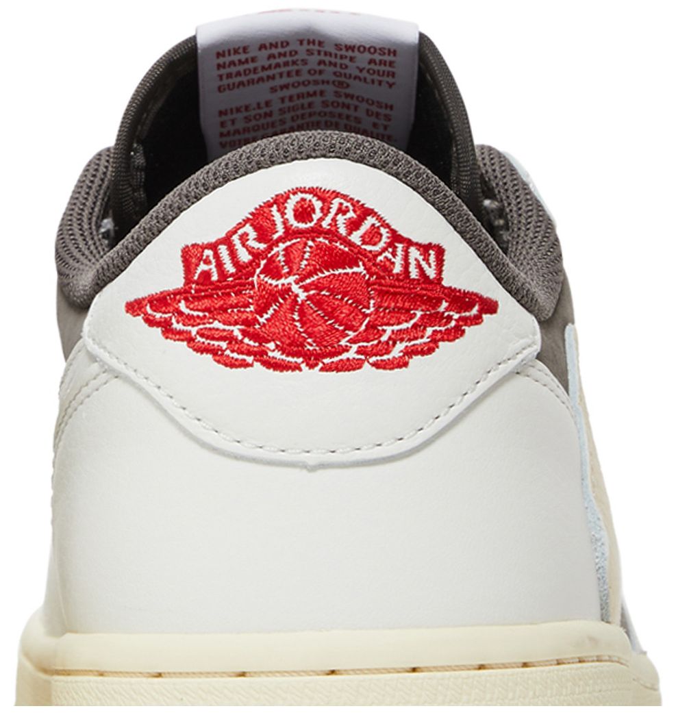 Travis Scott Jordan 1 Retro Low