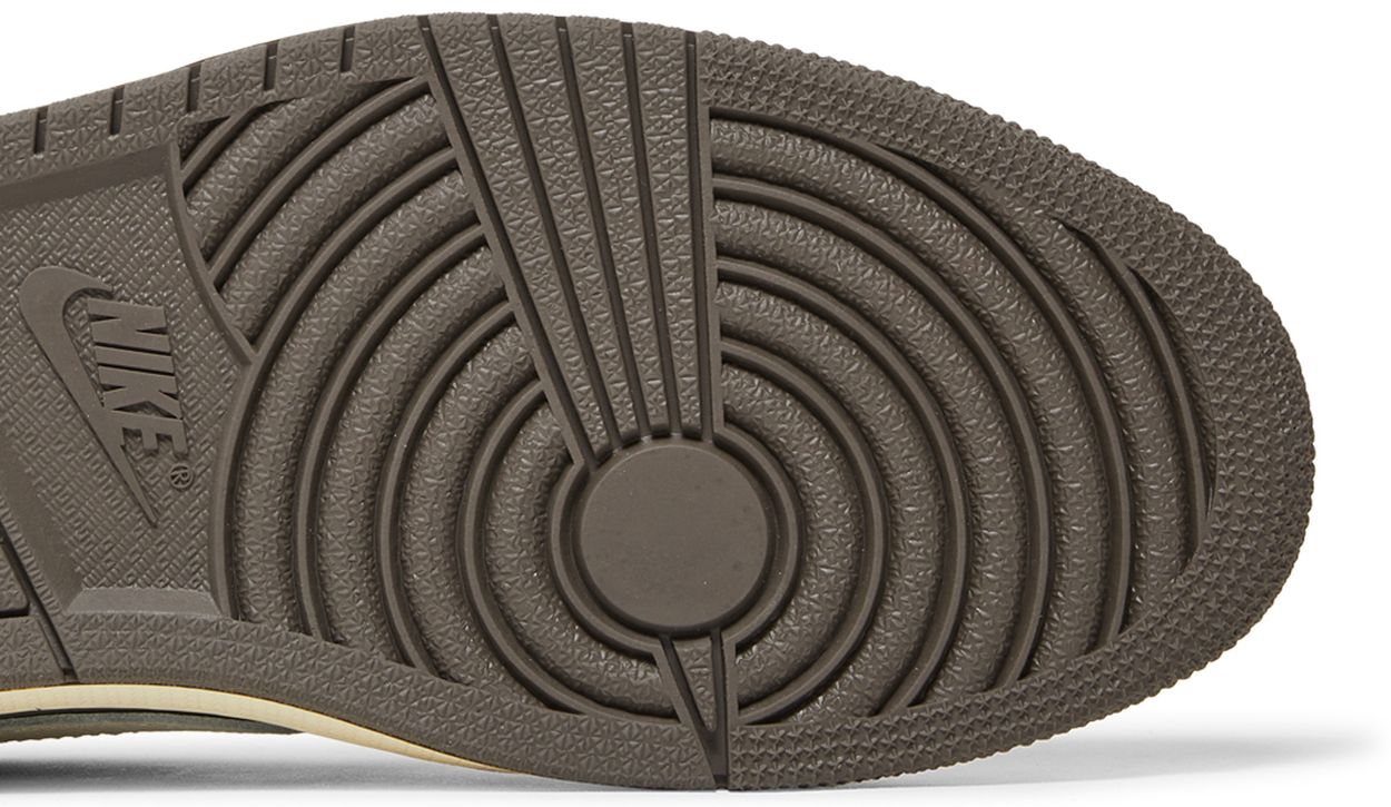 Travis Scott Jordan 1 Retro Low