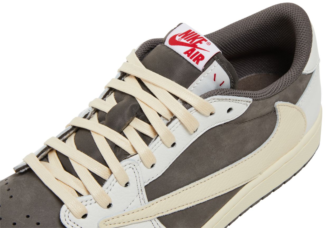 Travis Scott Jordan 1 Retro Low