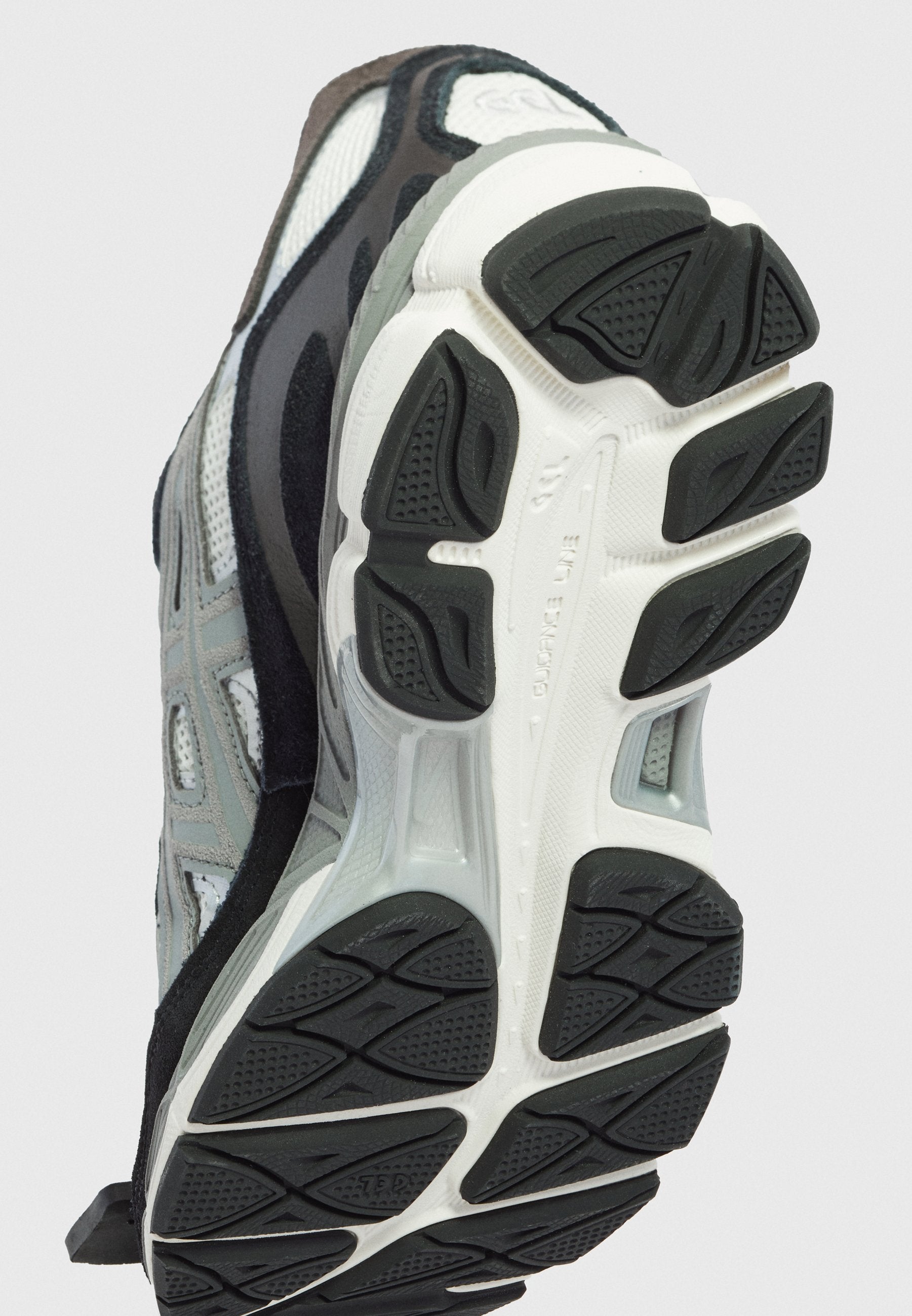 ASCIS Gel NYC ivory/clay grey